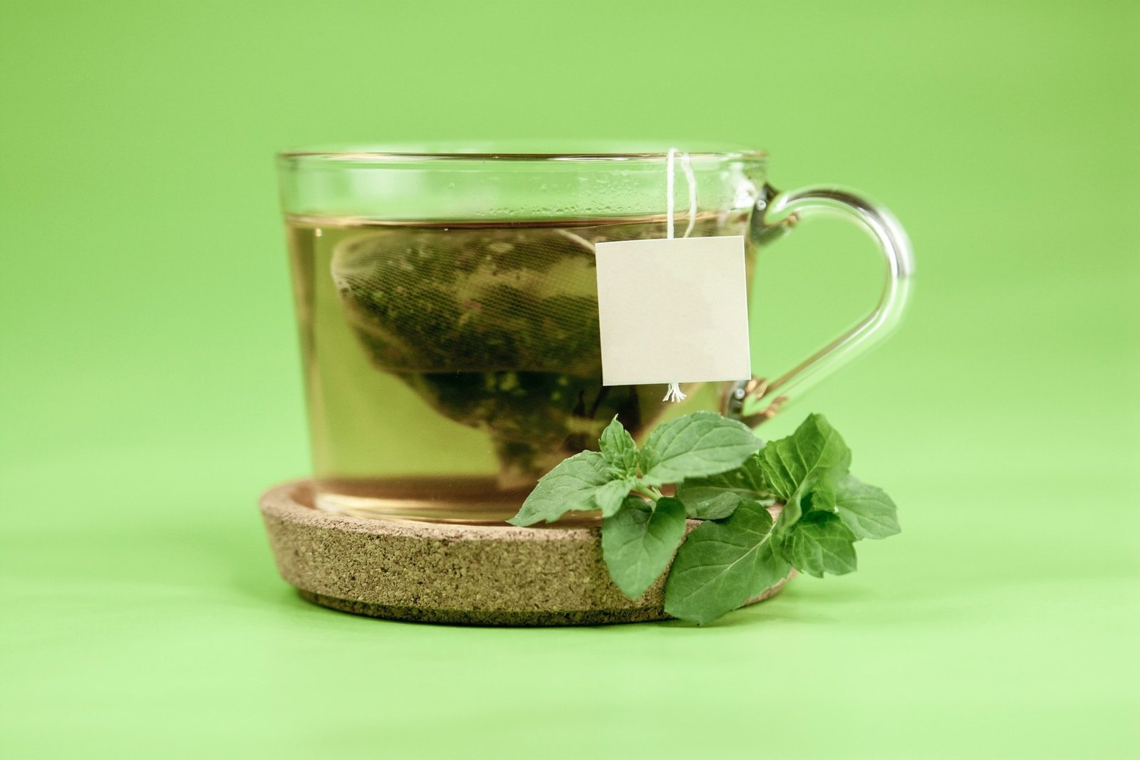 Mint Tea for Wellness & Flavor: Range of Styles Offer Diversity